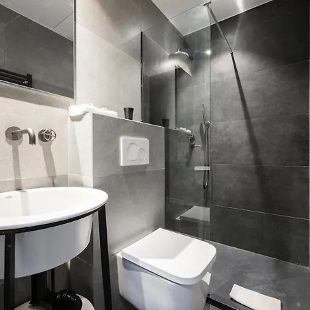 Stunning View And Air Conditionning *